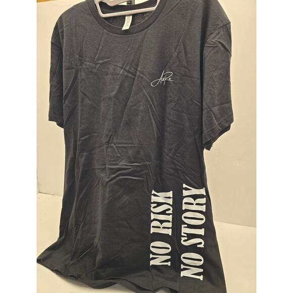 Artist-Signed Black Cotton T-Shirt Large – “No Risk No Story” Print NWOT - Picture 2 of 5